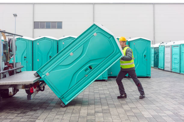 Portable Toilet Options We Offer in Iselin, NJ